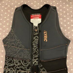 Radar Lyric - Women's Impact Vest - Black/Grey/Coral